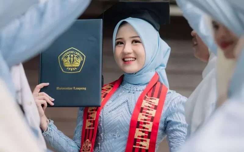 Jasa Foto Wisuda Tangerang Selatan