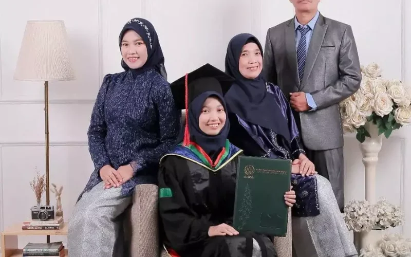 Mengenali Harga Foto Wisuda dalam Studio di Kota Serang 1