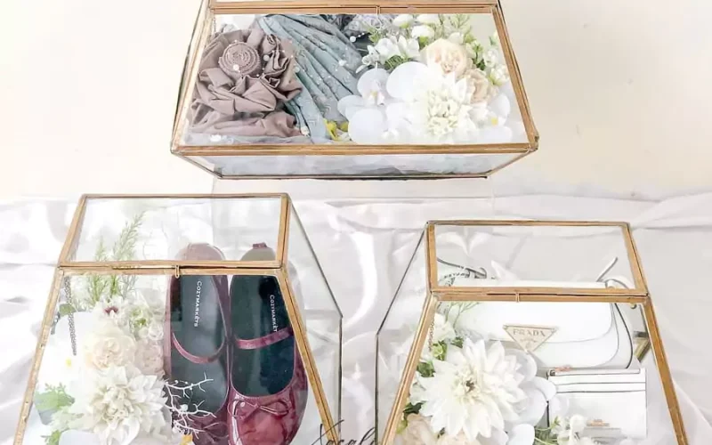 Hantaran Terarium Trapesium dari Xacali Wedding House