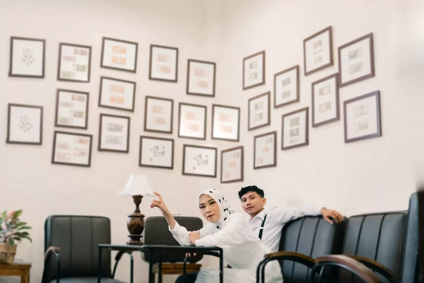 Foto Prewedding di Nostalgia 0254 Cafe Serang by Cemara Image