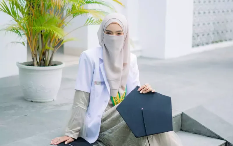 Rekomendasi Jasa Foto Wisuda Terbaik di Pekanbaru