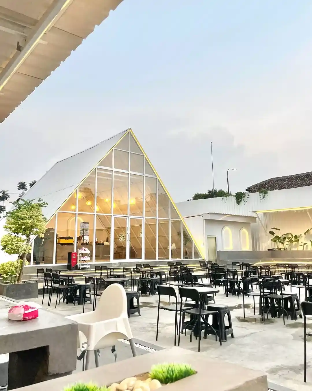 Onix Coffee & Space Serang Beserta Alamat Lengkapnya